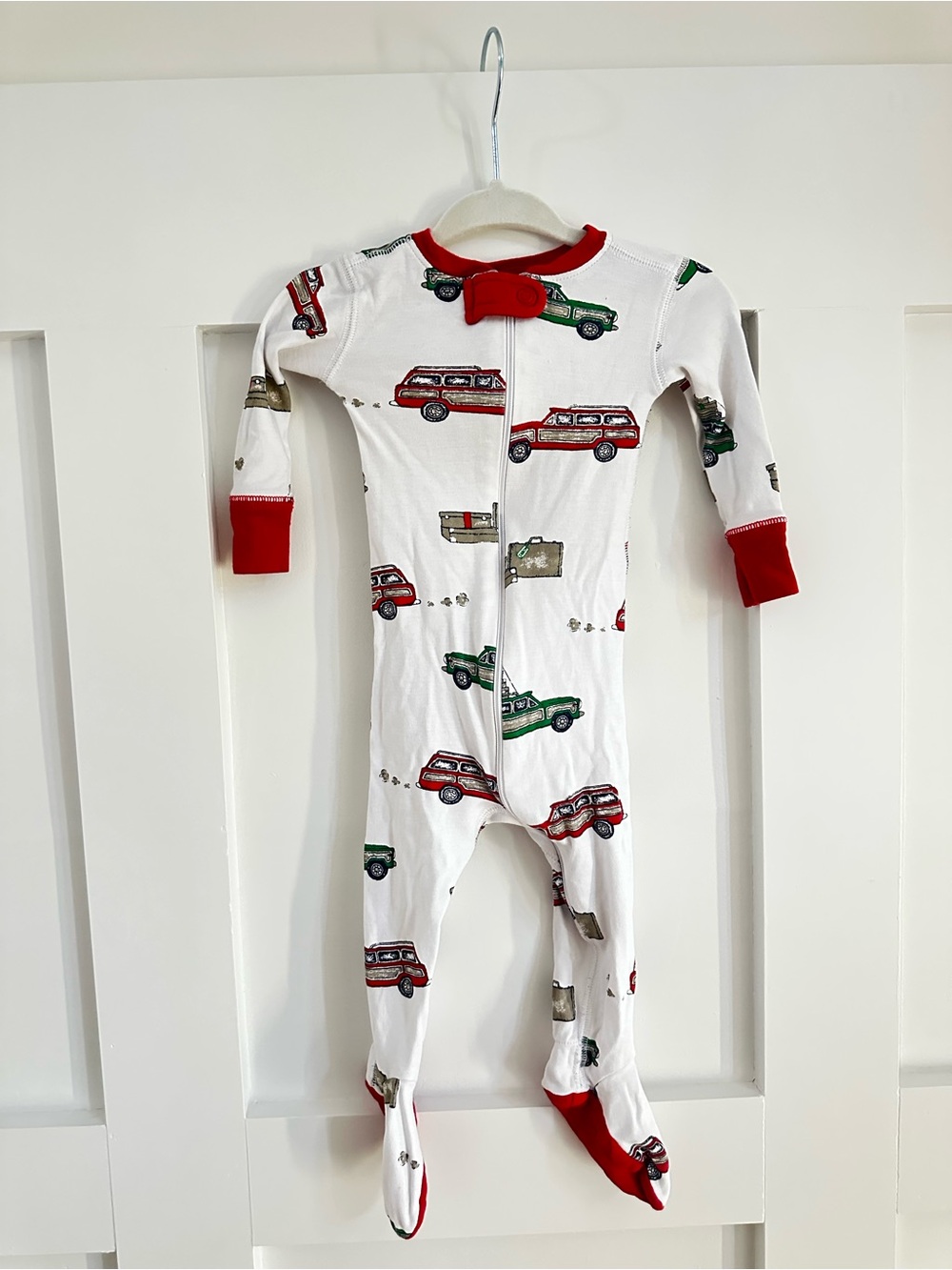 TBBC PIMA COTTON White One-Piece Footie with Red & Green Car Print ❤️ 🤍 💚